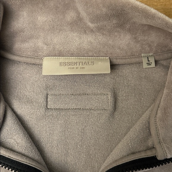 FEAR OF GOD ⭐️ ESSENTIALS velour sweater - Picture 8 of 10